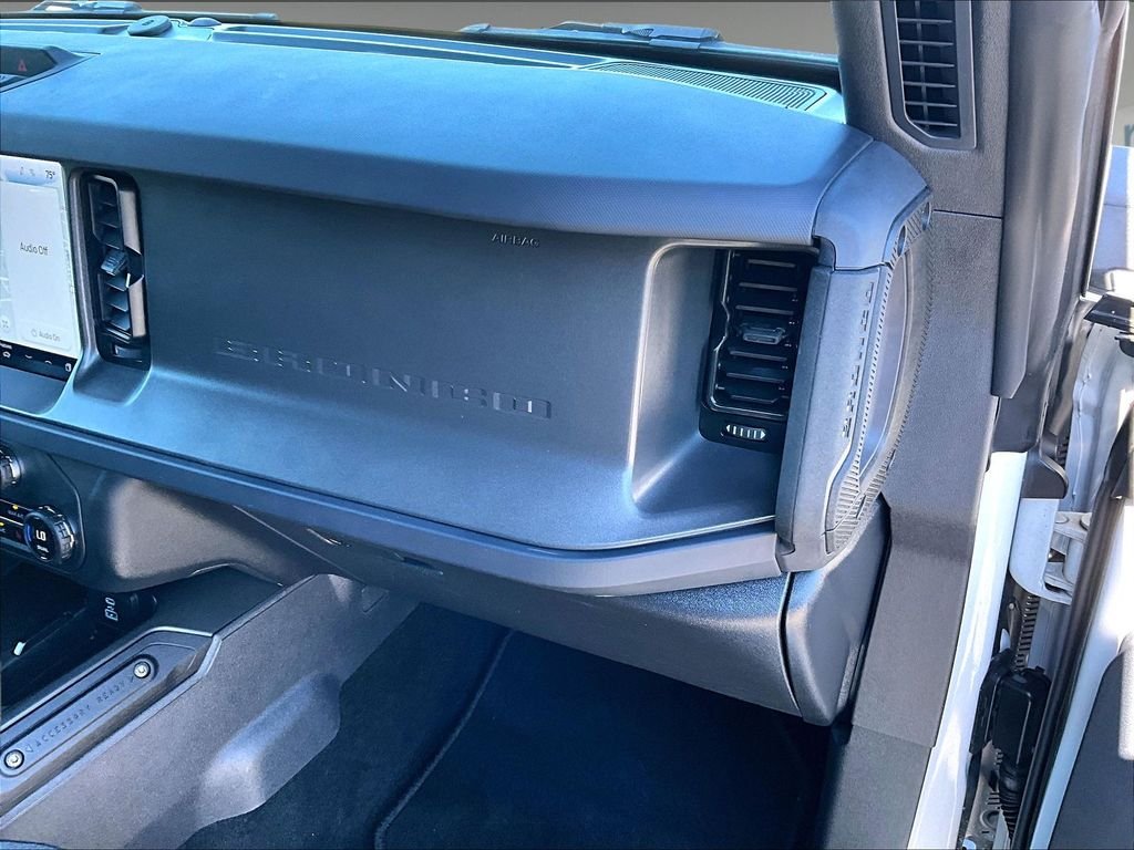 Used 2025 White Ford Big Bend image 13