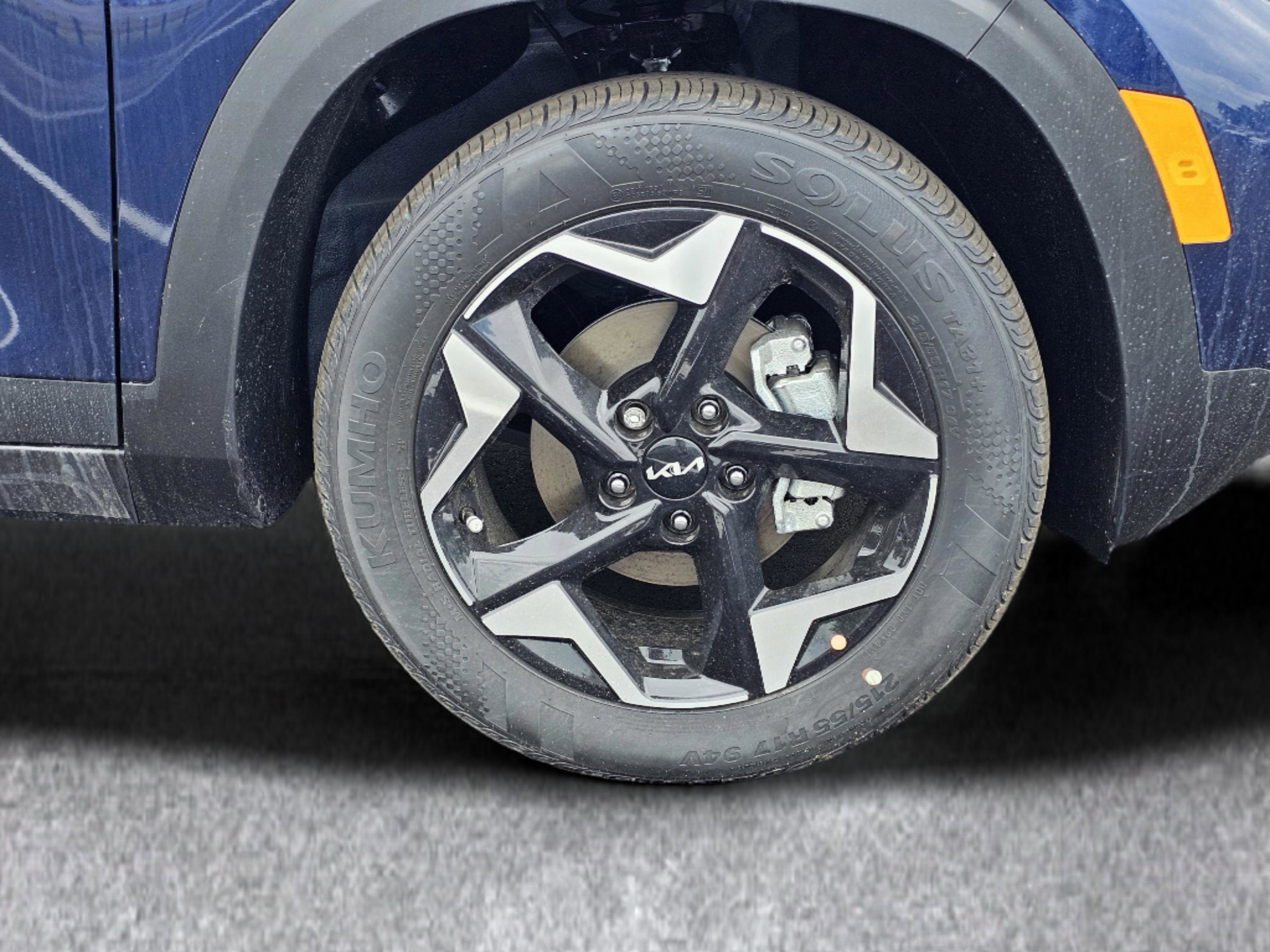 New 2026 Dark Ocean Blue Kia EX image 6