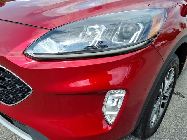 Used 2020 Red Ford SEL image 17
