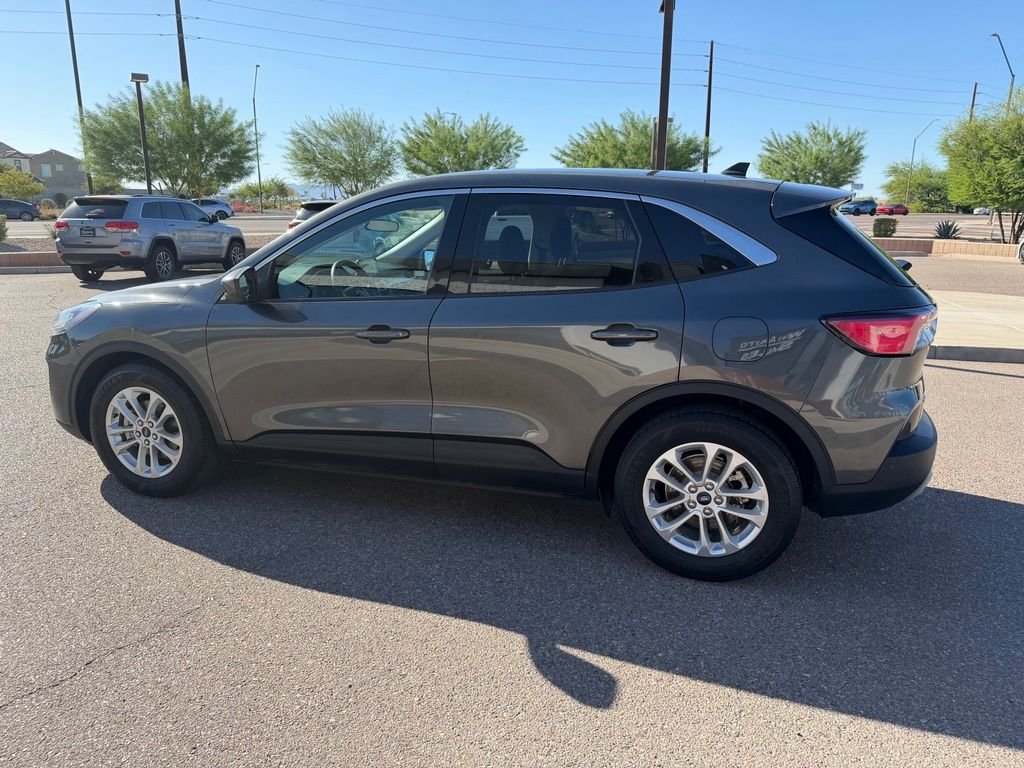 Used 2020 Gray Ford SE image 8