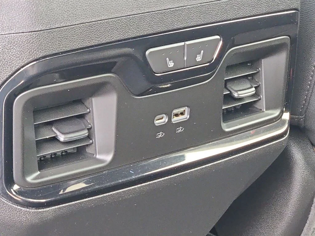 2024 GMC Sierra 1500 AT4 - Photo 43