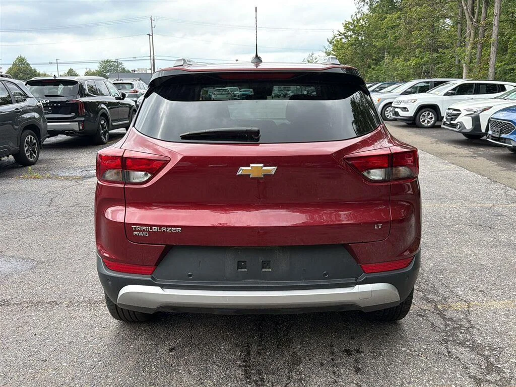Used 2024 Crimson Metallic Chevrolet LT image 8