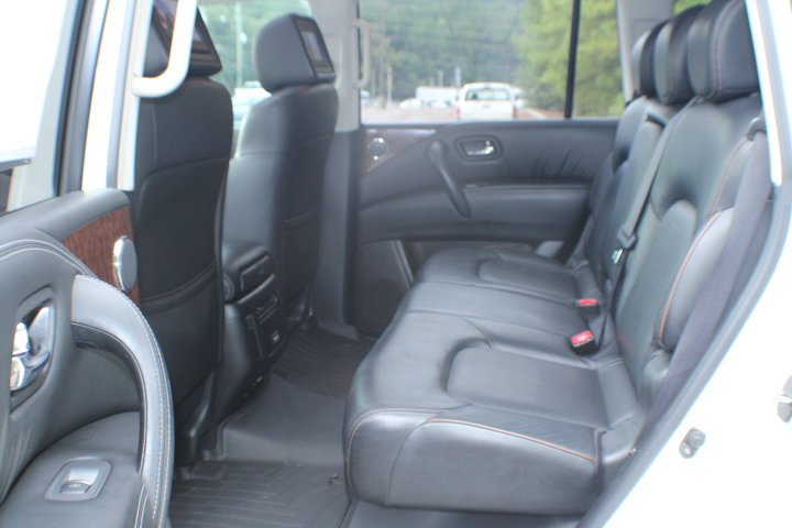 Used 2017 Pearl White Nissan Platinum image 17