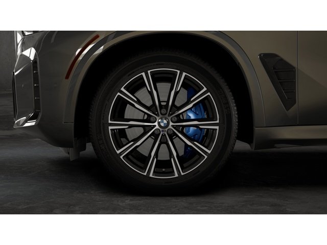 2026 BMW X5 M60i - Photo 7