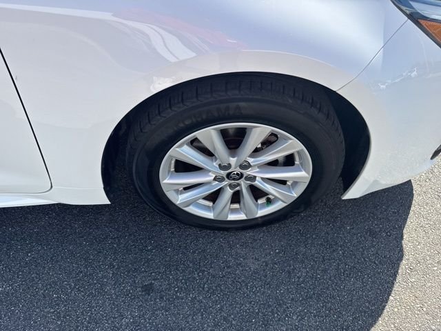 Used 2024 White Toyota SE image 10