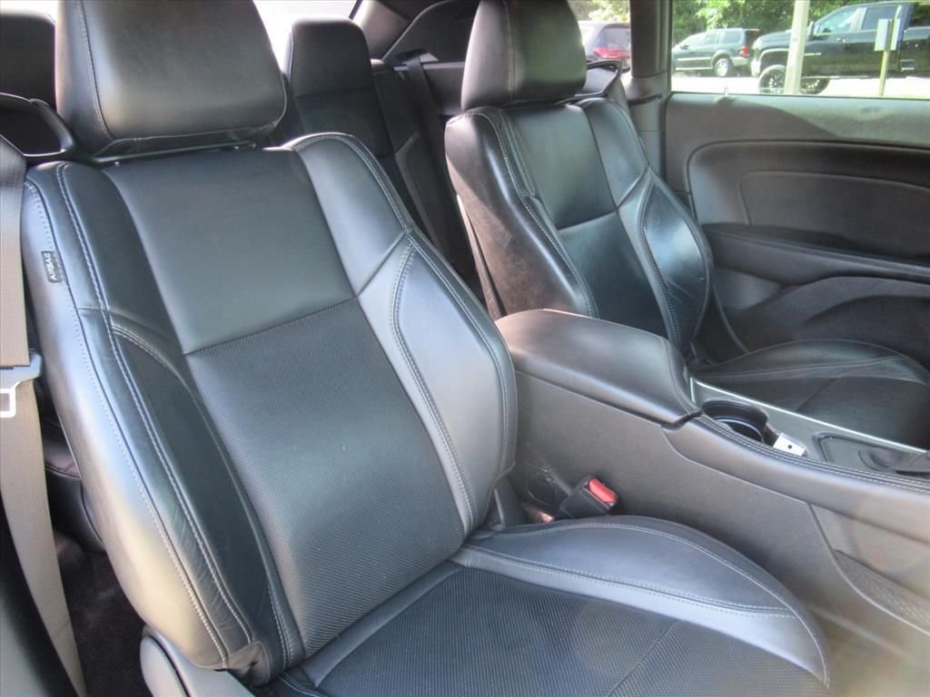 Used 2018 White Dodge R/T image 9