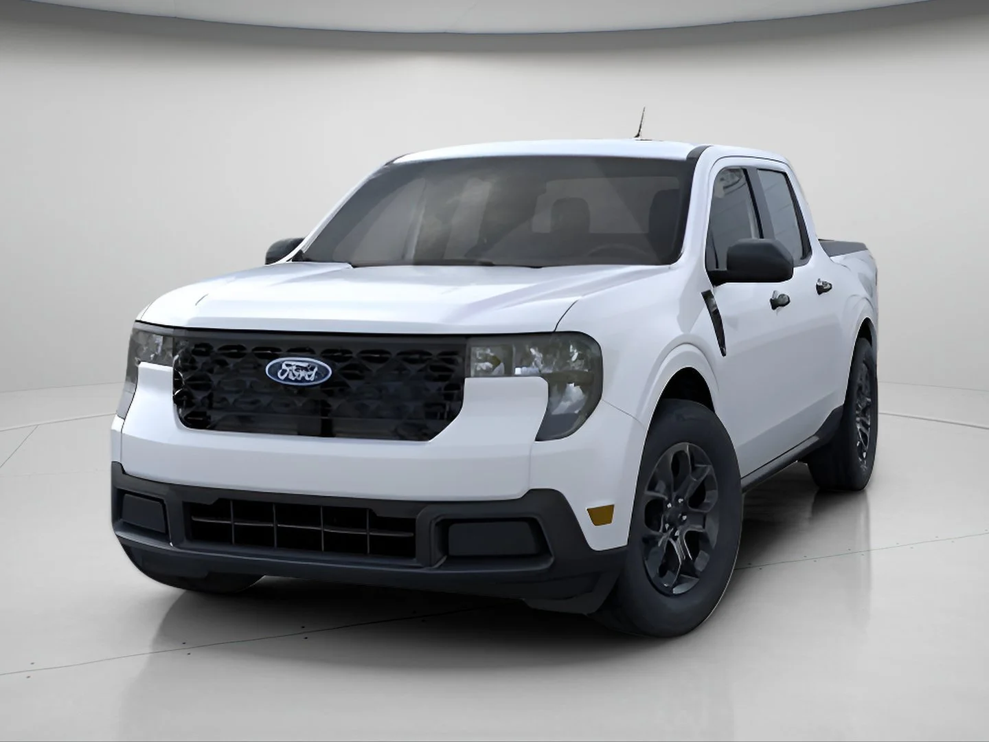 New 2026 Oxford White Ford XLT image 2