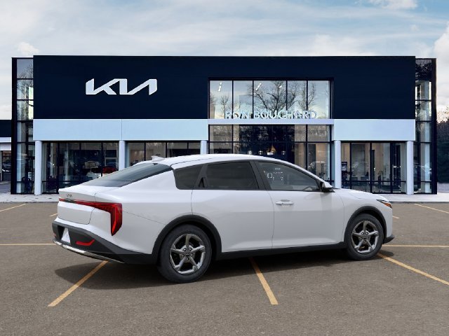 New 2026 Snow White Pearl Kia LXS image 6