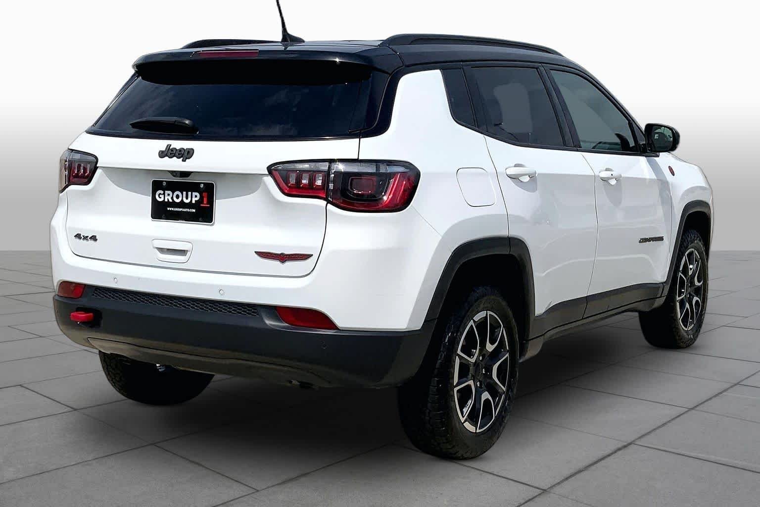 Used 2024 Bright White Clearcoat Jeep Trailhawk image 13