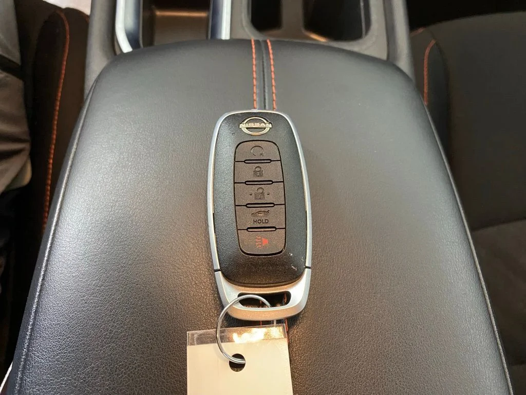Used 2025 Gray Nissan SR image 24