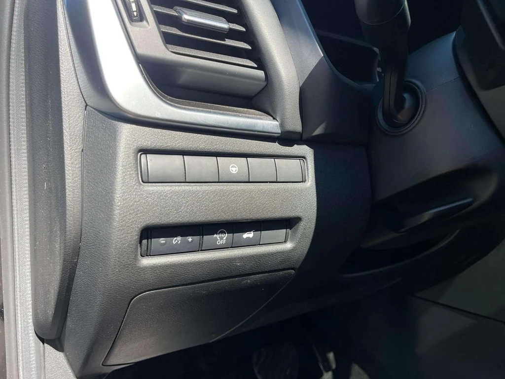 Used 2023 Super Black Nissan SV image 17