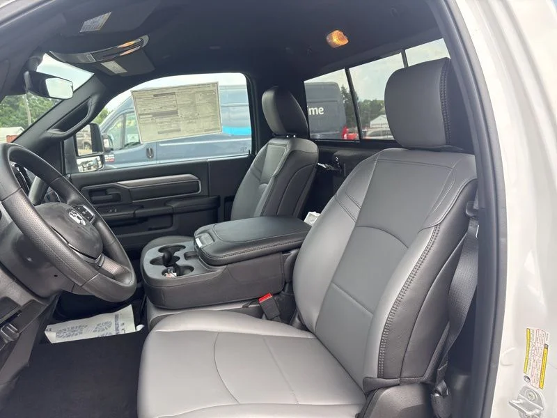 2025 RAM 2500 Tradesman - Photo 13