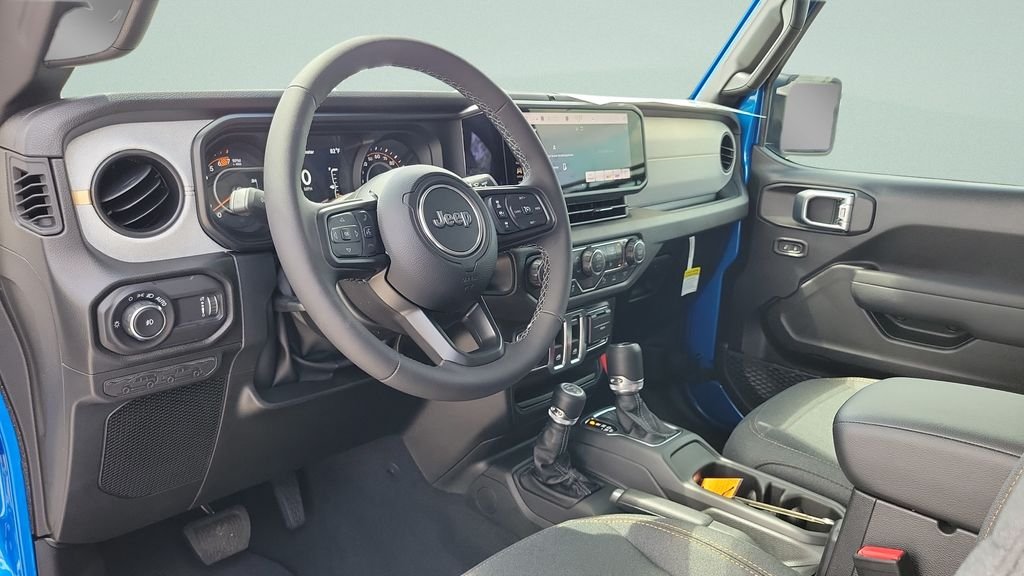 New 2026 Hydro Blue Pearl-Coat Exterior Paint Jeep Sport S image 14