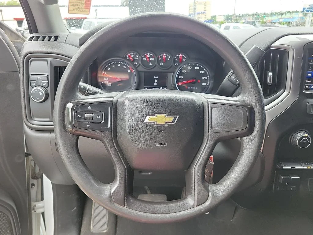 Used 2021 Summit White Chevrolet Custom image 17