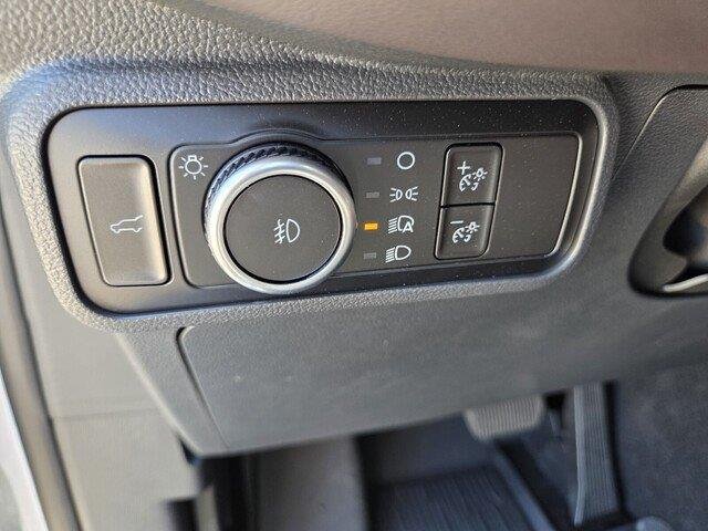 New 2026 Star White Metallic Tri-Coat Ford Platinum™ image 12