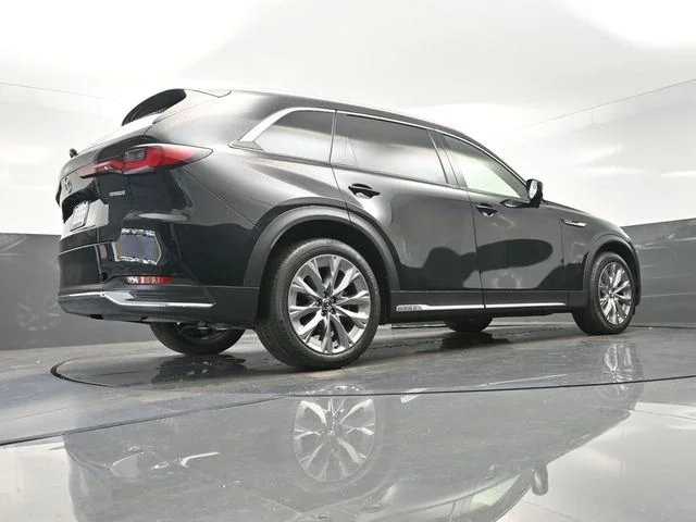 Used 2025 Black Mazda 3.3 Turbo Premium Plus image 36