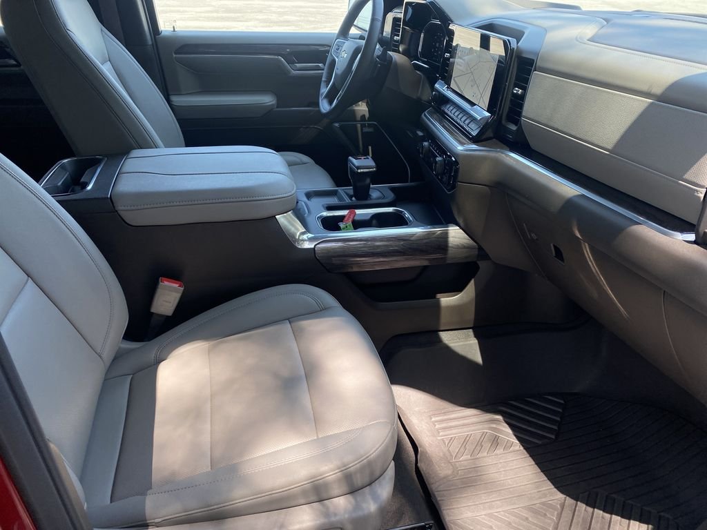 Used 2026 Radiant Red Tintcoat Chevrolet LTZ image 31