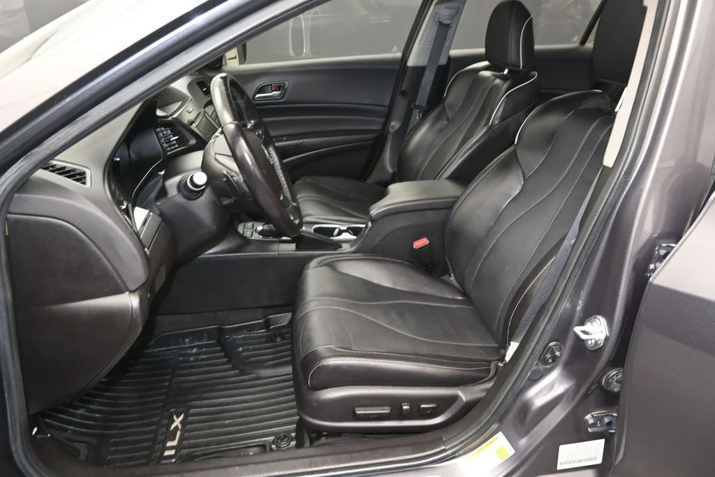 Used 2021 Modern Steel Metallic Acura Premium Package image 14