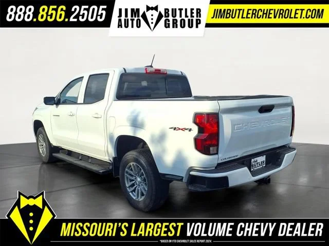 New 2026 Summit White Chevrolet LT image 18