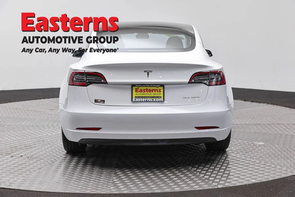 Used 2022 White Tesla Long Range image 6