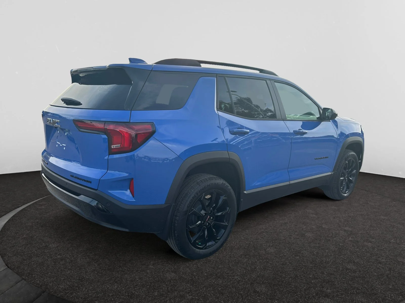 New 2027 Rapids Metallic GMC AWD Elevation image 5