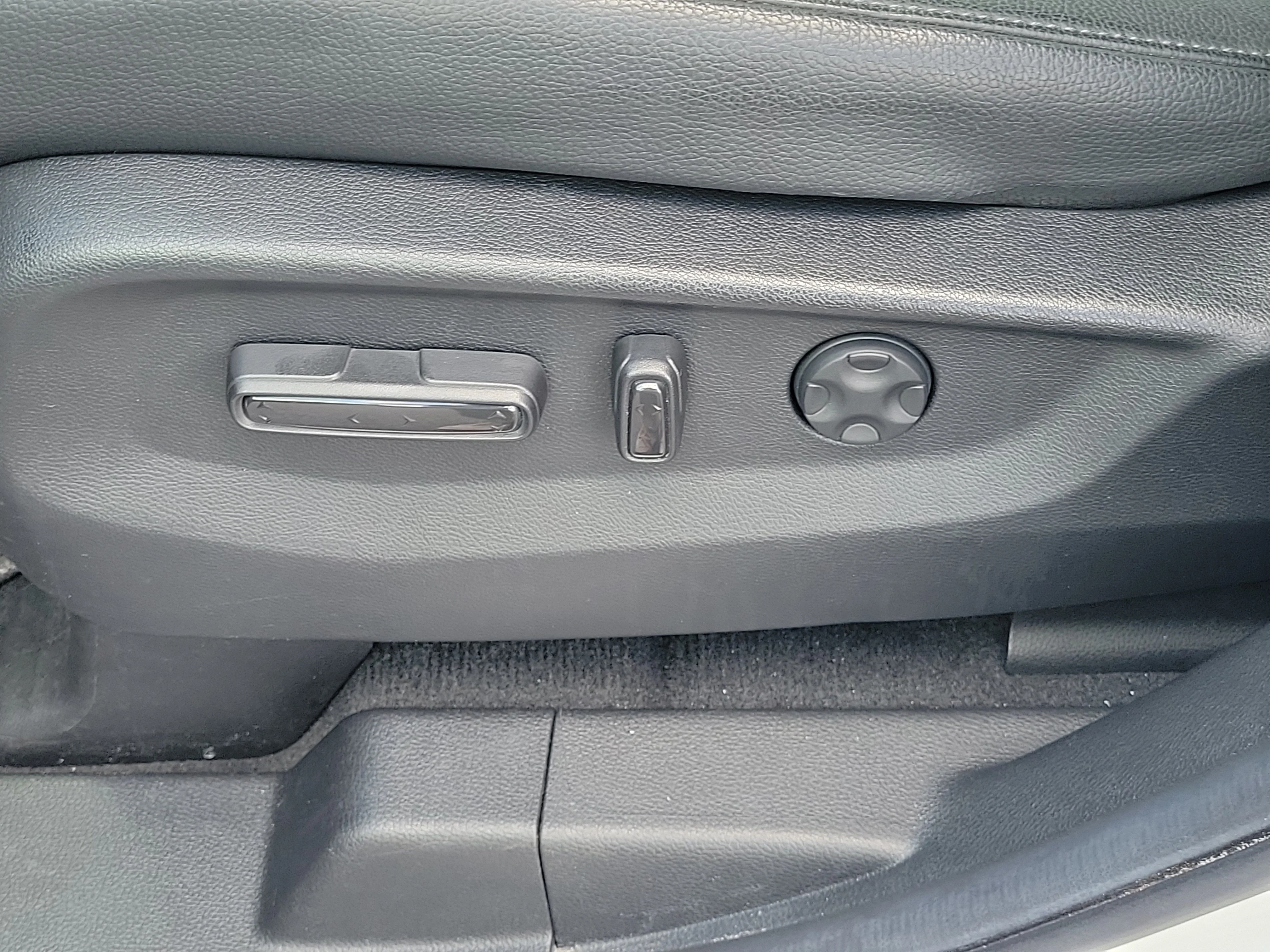 2025 Honda Odyssey EX-L - Photo 57