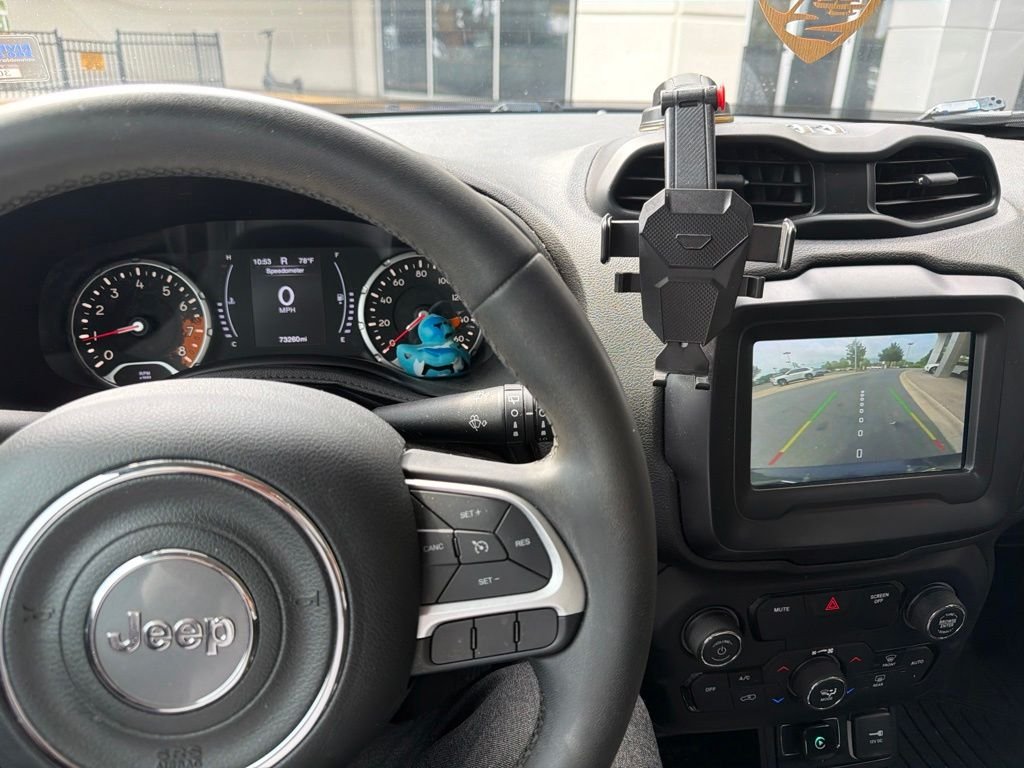 Used 2018 Blue Jeep Latitude image 5