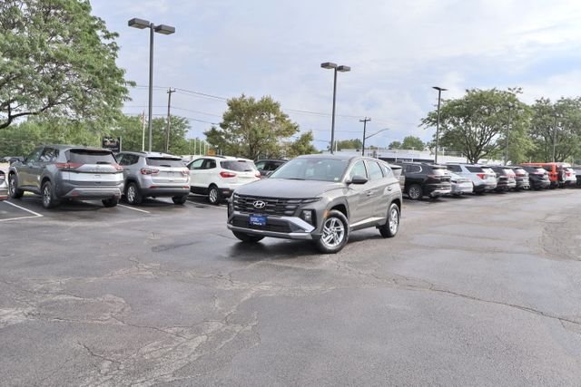 Used 2026 Gray Hyundai SE image 2