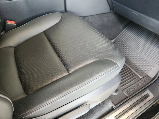 Used 2025 Black Toyota Base image 31