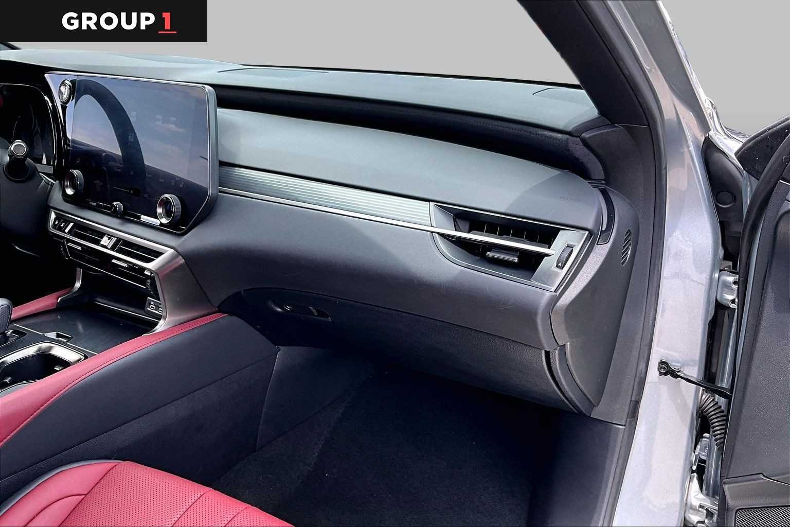 Used 2023 Iridium Lexus F SPORT Handling image 17