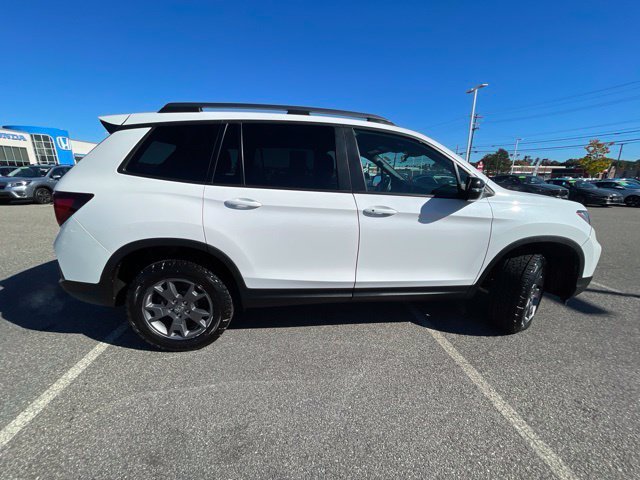 Used 2024 Platinum White Pearl Honda TrailSport image 8