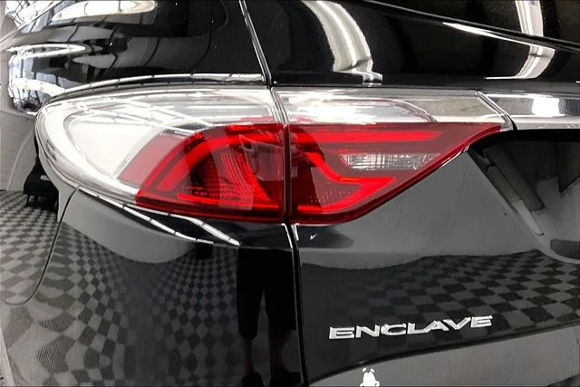 Used 2023 Ebony Twilight Metallic Buick Essence image 33