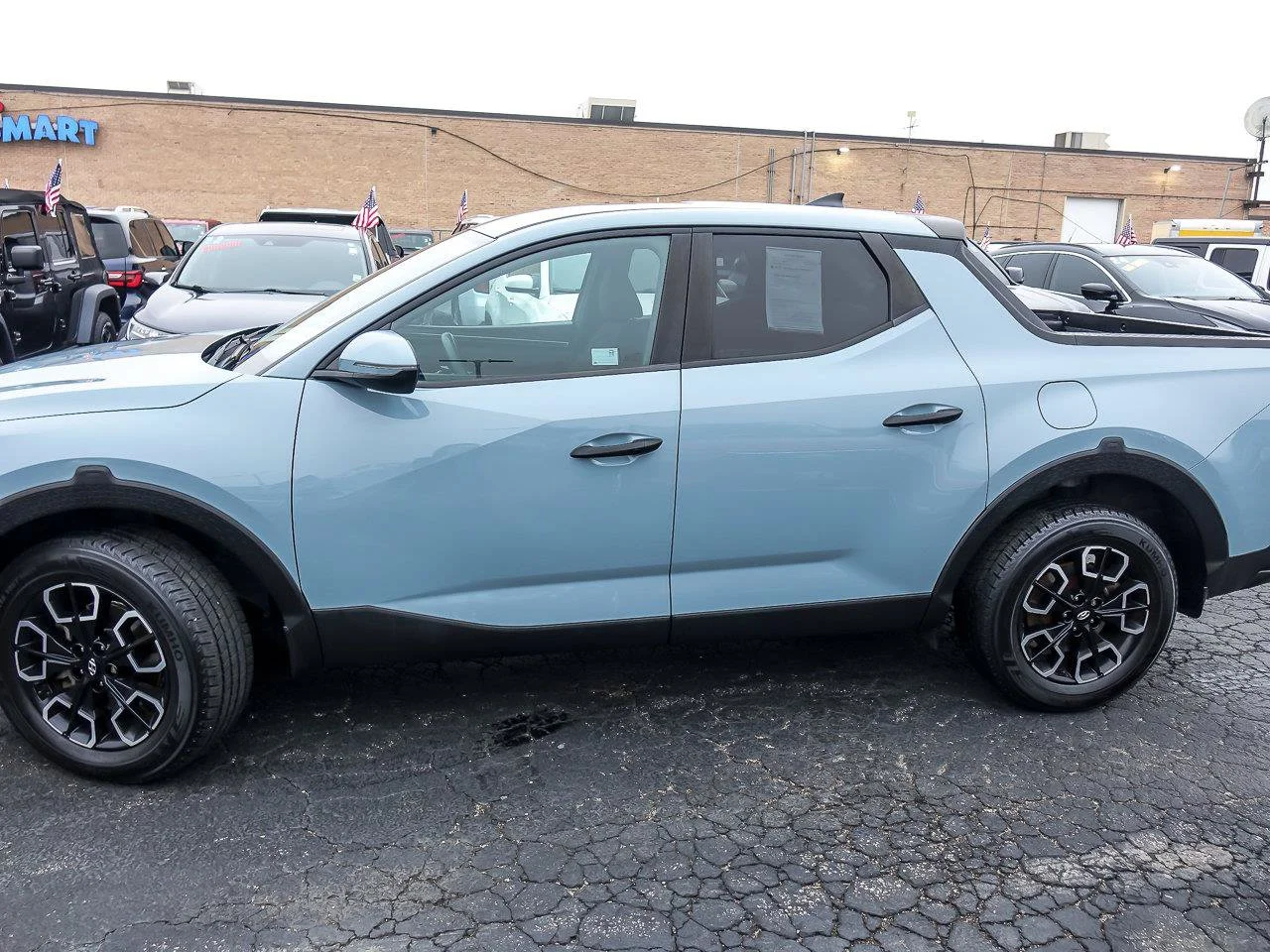 Used 2022 Blue Stone Hyundai SEL image 5