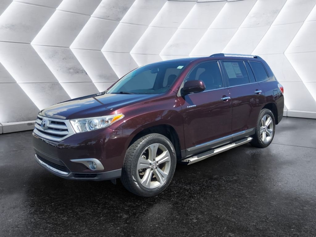 Used 2012 Red Toyota Limited image 3