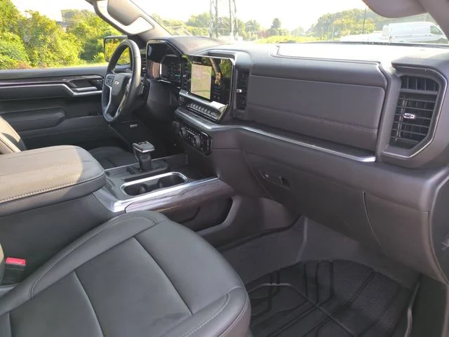 Used 2026 Gray Chevrolet LTZ image 35