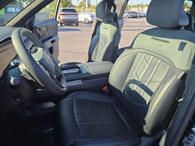 Used 2027 Black Kia X-Line SX-Prestige image 17