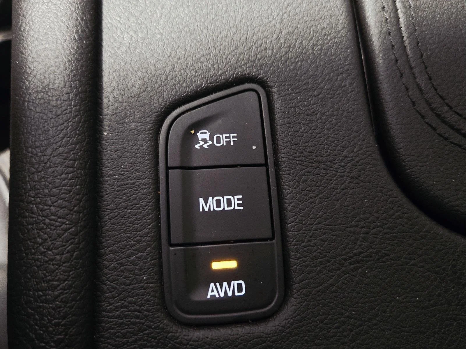 Used 2019 Bronze Dune Metallic Cadillac Platinum AWD image 42