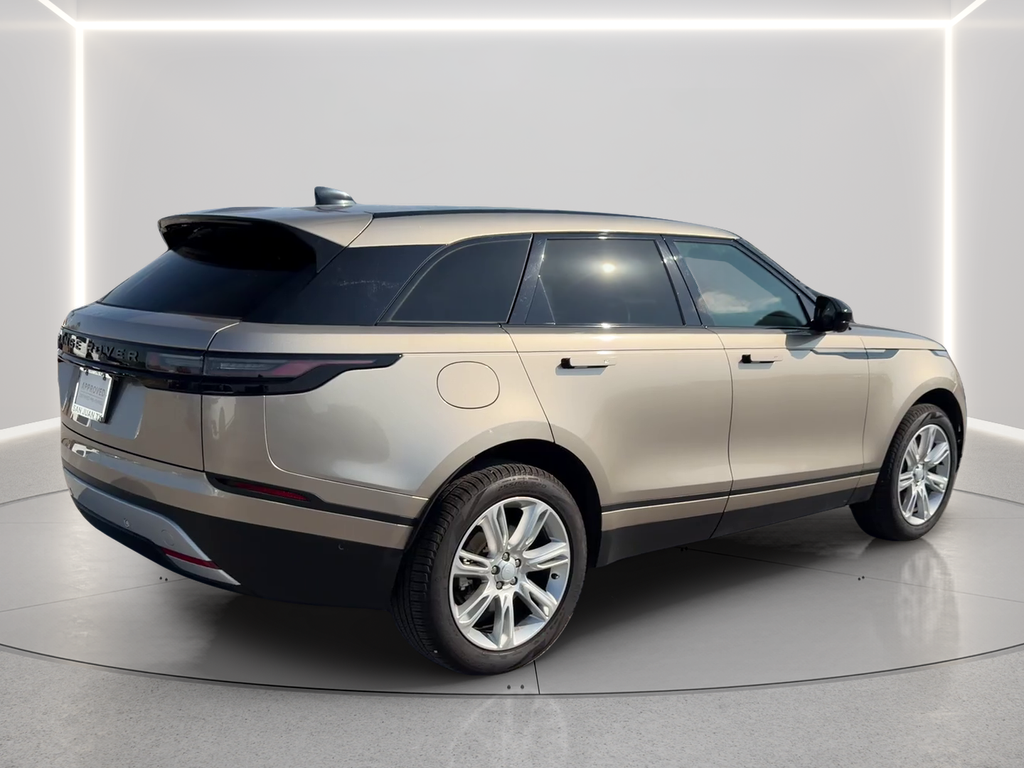 Used 2026 Batumi Gold Premium Metallic Land Rover S image 36