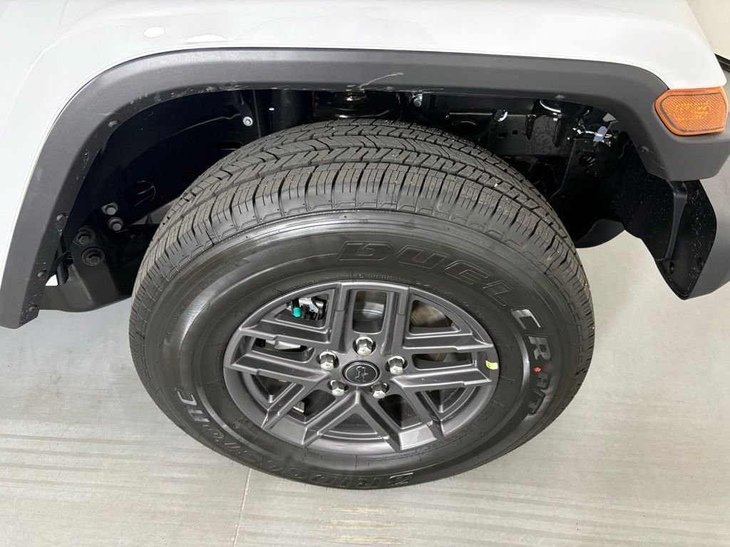 New 2026 Bright White Clear-Coat Exterior Paint Jeep Sport S image 11