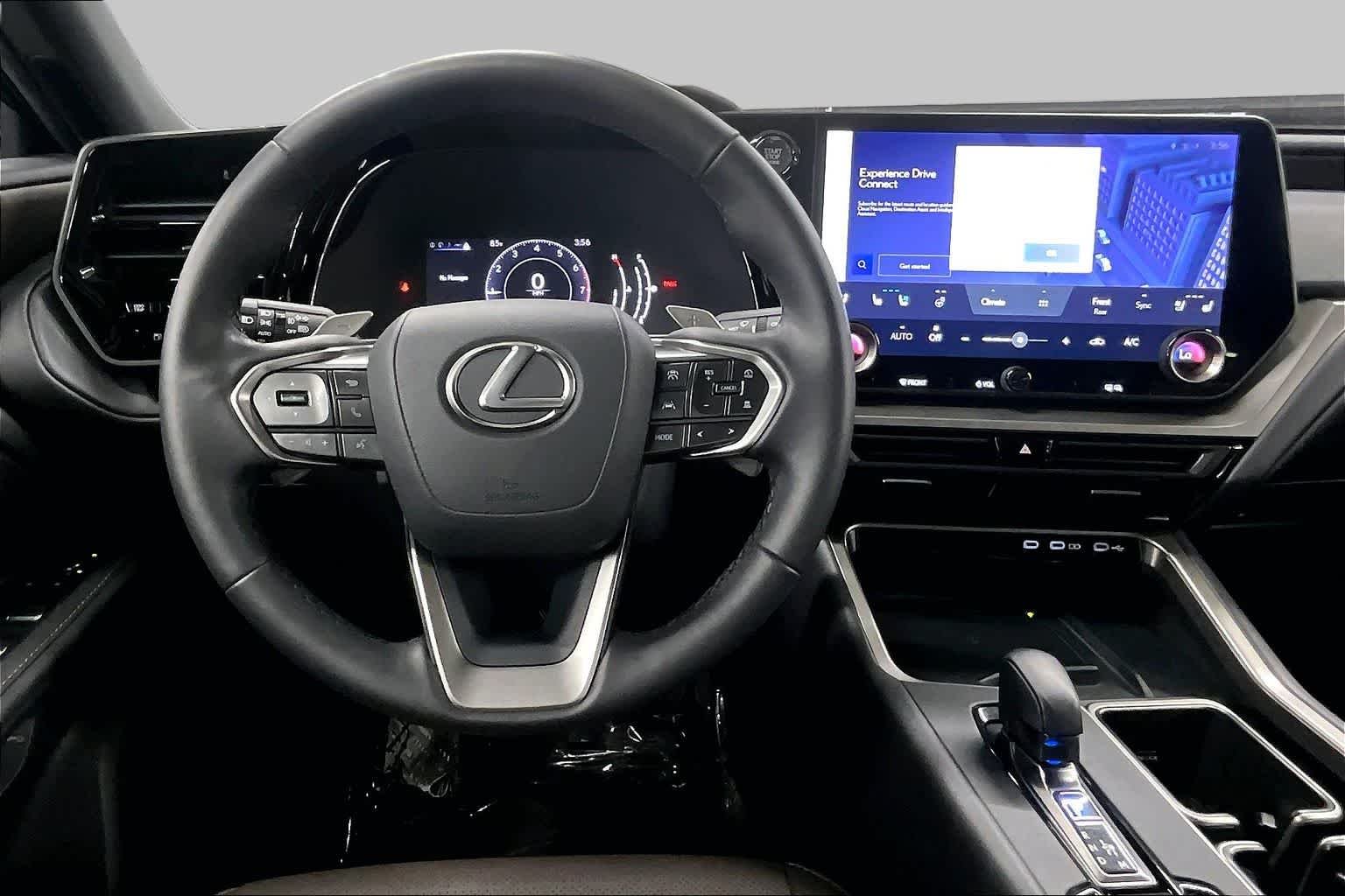Certified Used 2024 Wind Chill Pearl Lexus Premium image 5