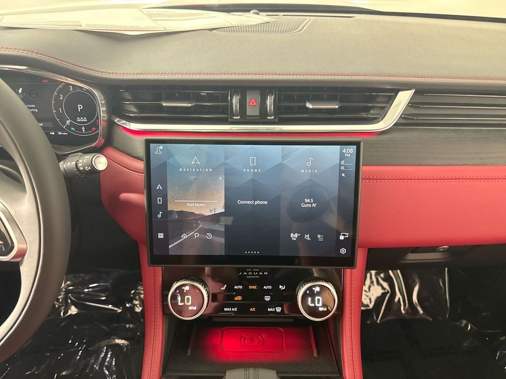 2026 Jaguar F-Pace R-Dynamic S - Photo 16