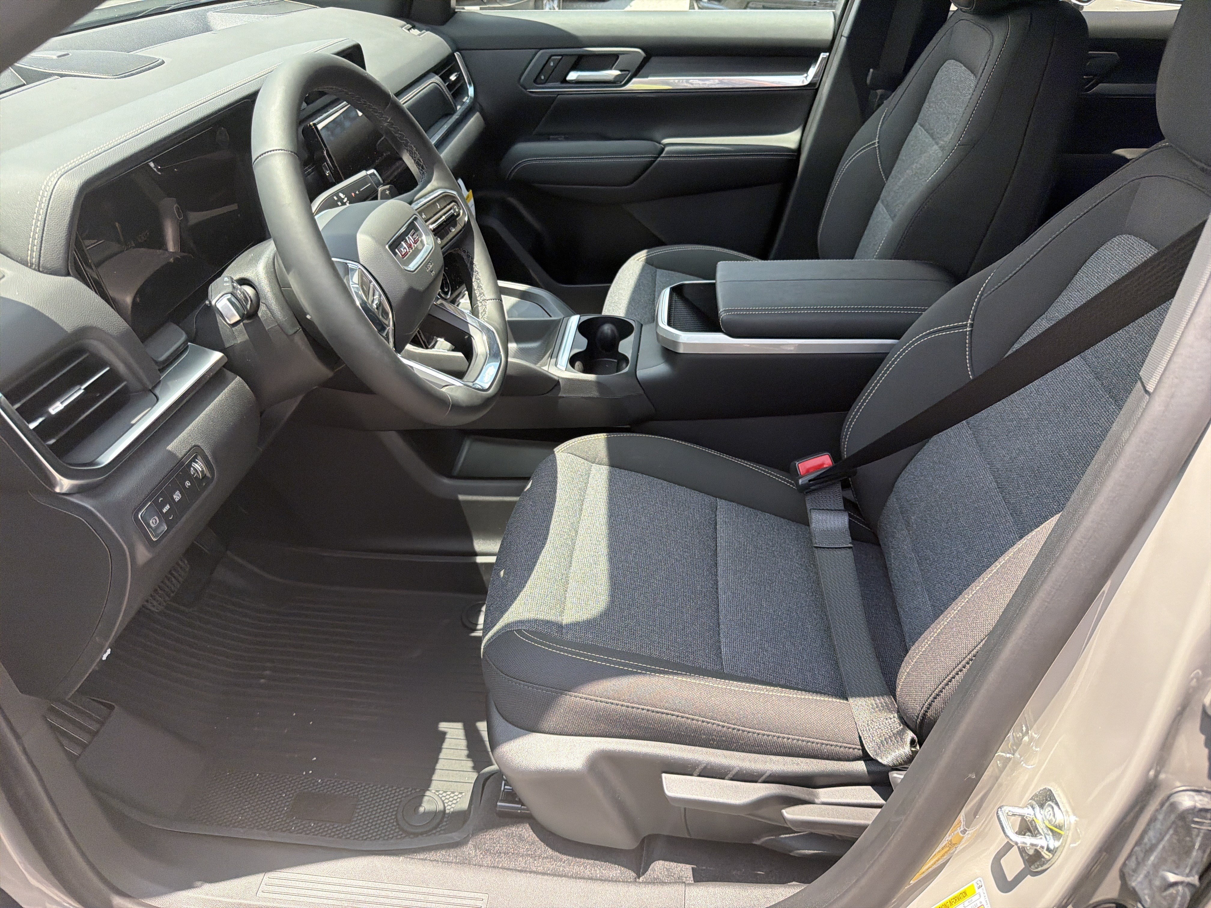 New 2026 Riverstone Metallic GMC Elevation image 9