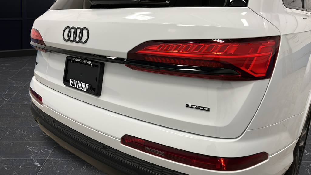 Used 2025 Glacier White Audi 55 Premium Plus image 41