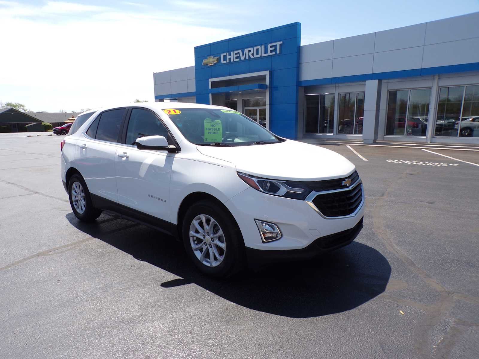 Used 2021 Chevrolet Equinox LT with VIN 3GNAXKEV0MS158358 for sale in Alexandria, IN
