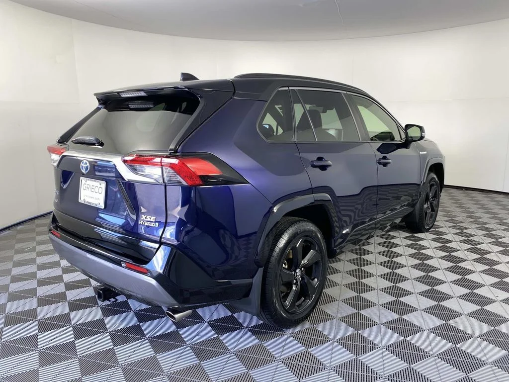 Used 2020 Blue Toyota XSE image 9