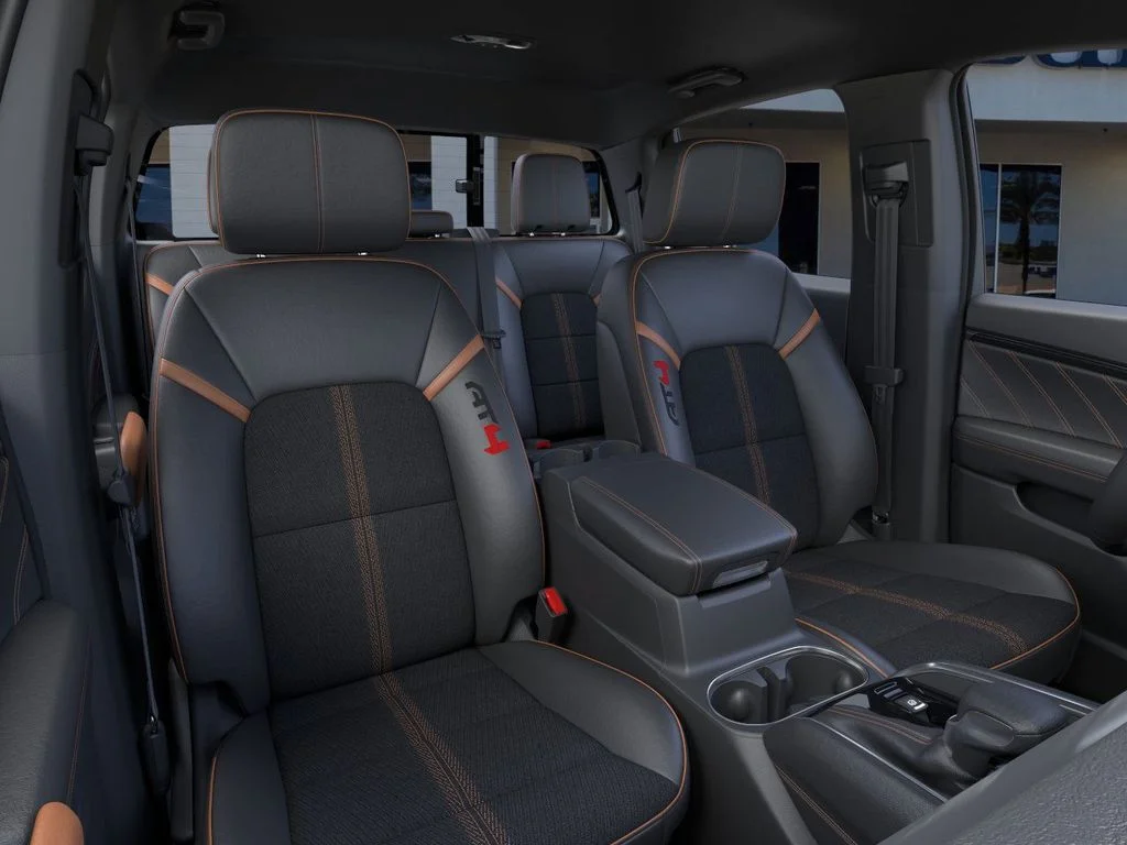 2026 GMC Canyon AT4 - Photo 16