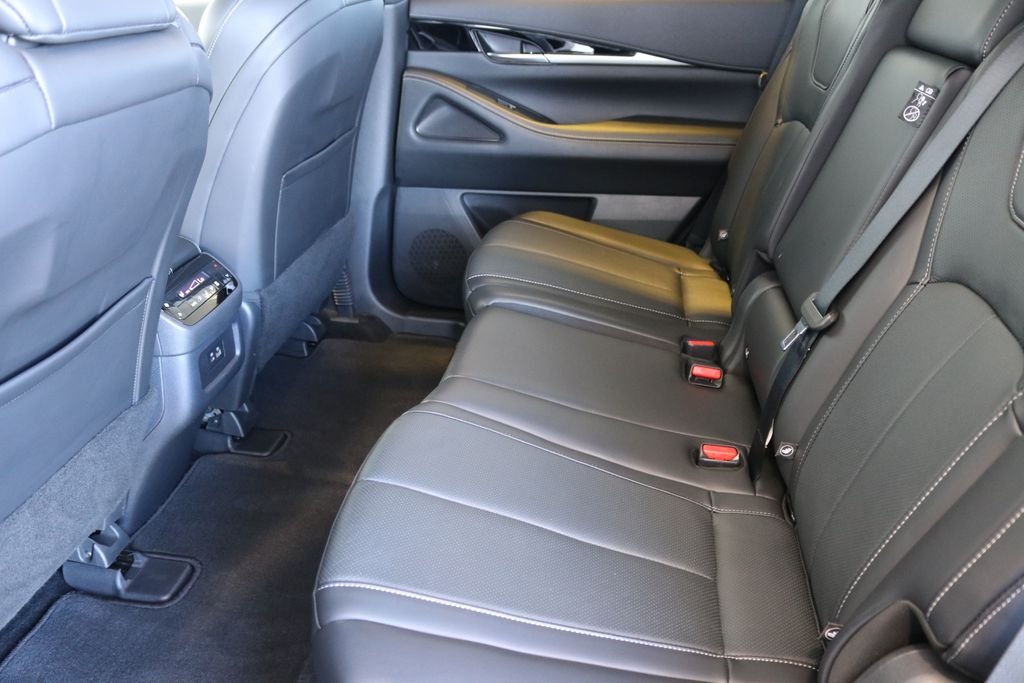 Certified Used 2025 Black INFINITI PURE image 23