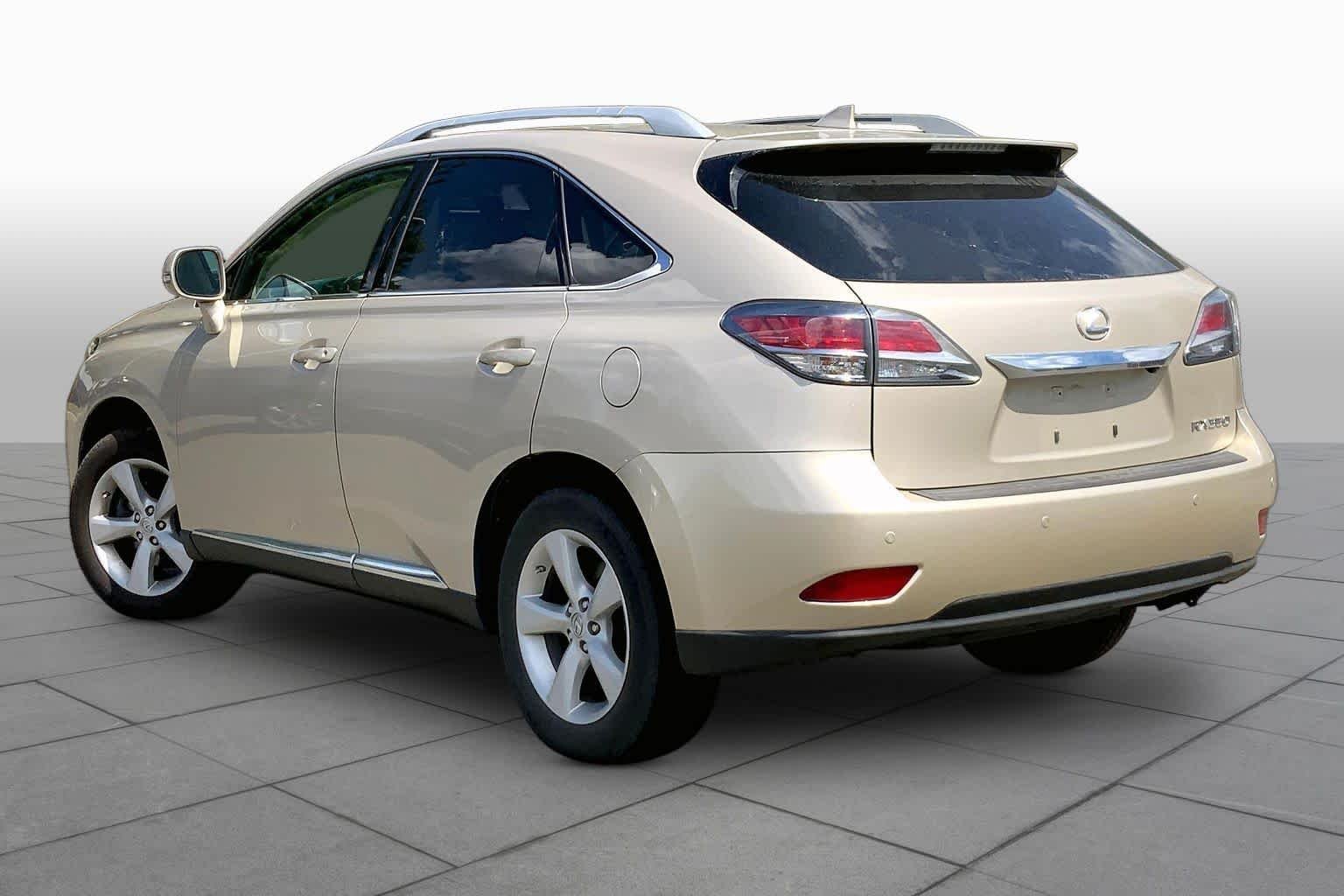Used 2015 Satin Cashmere Metallic Lexus  image 12