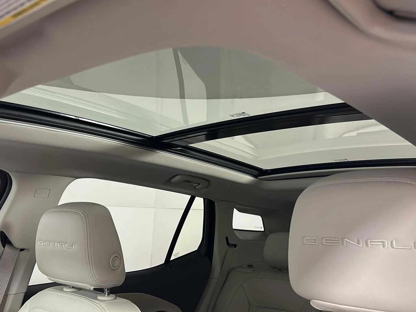 Used 2024 Summit White GMC Denali image 34