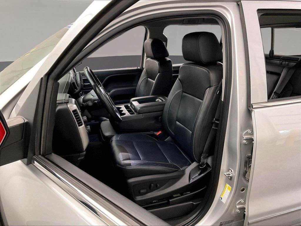 Used 2018 Silver Chevrolet LTZ image 30